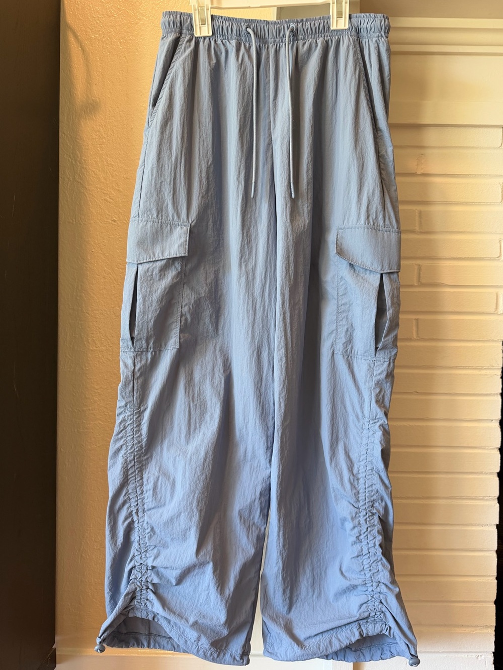 Gilly Hicks Light Blue Nylon Elastic Cargo Parachute Pants Size Small